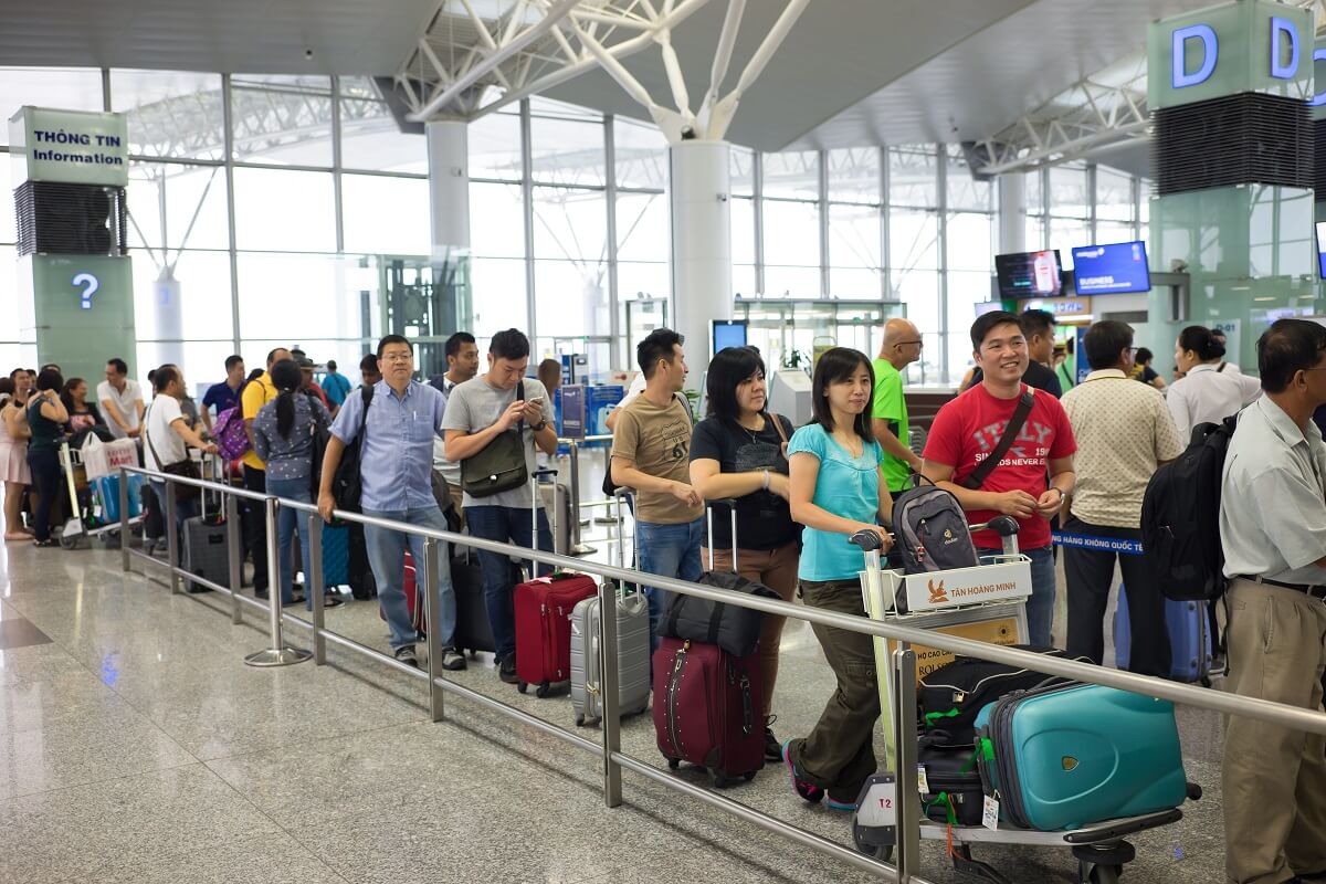 thủ tục check-in sân bay Nội Bài